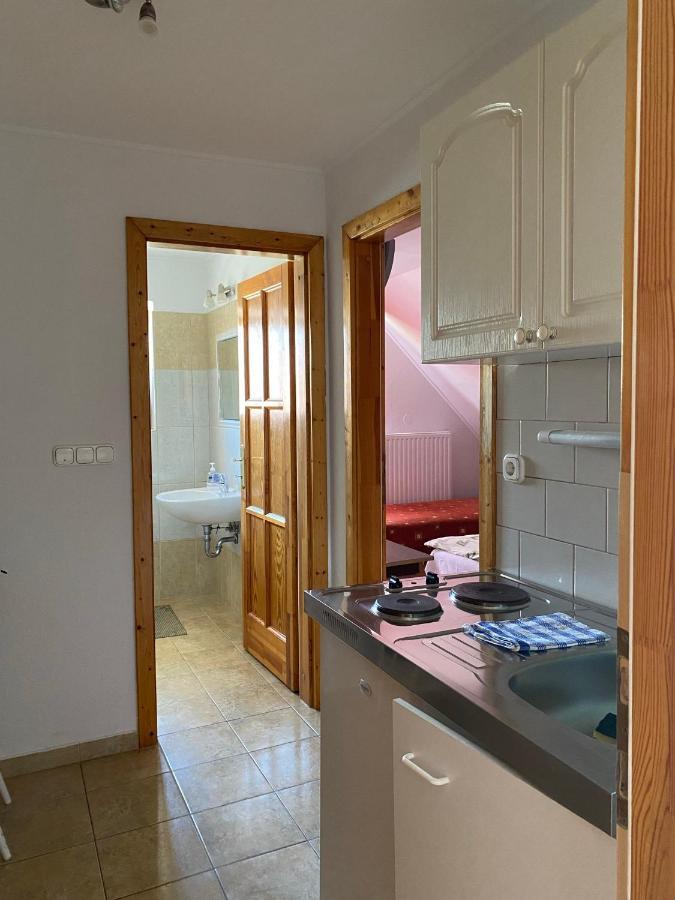 באלאטונפורד Abigel Apartmanhaz מראה חיצוני תמונה