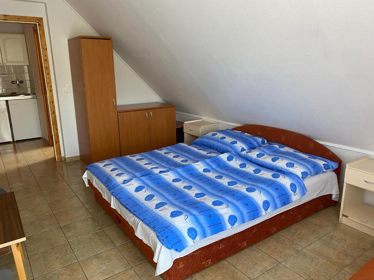 באלאטונפורד Abigel Apartmanhaz מראה חיצוני תמונה