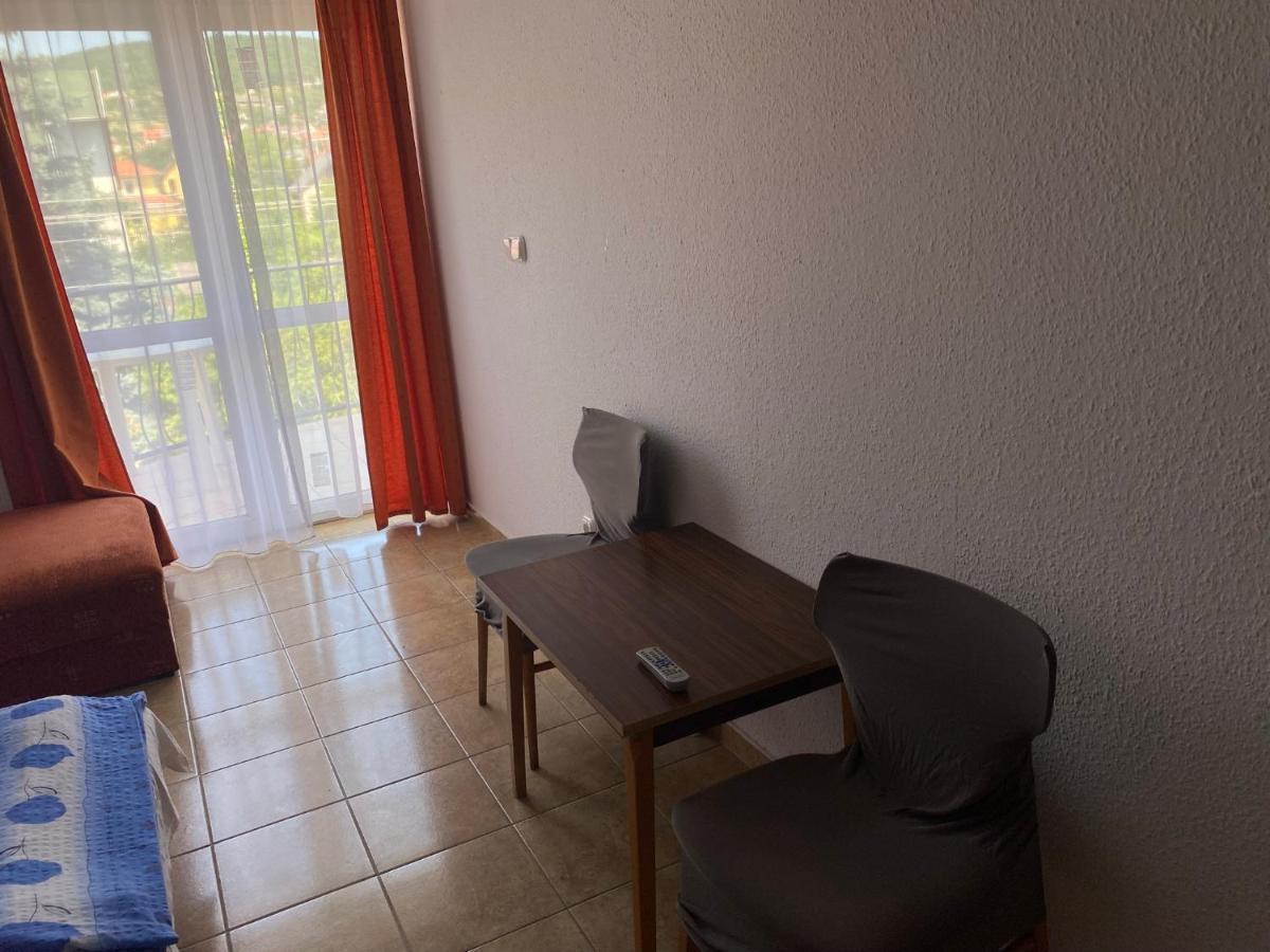 באלאטונפורד Abigel Apartmanhaz מראה חיצוני תמונה
