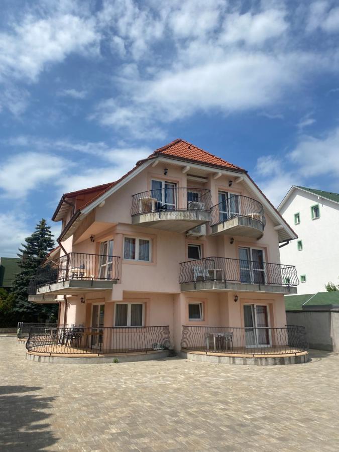 באלאטונפורד Abigel Apartmanhaz מראה חיצוני תמונה