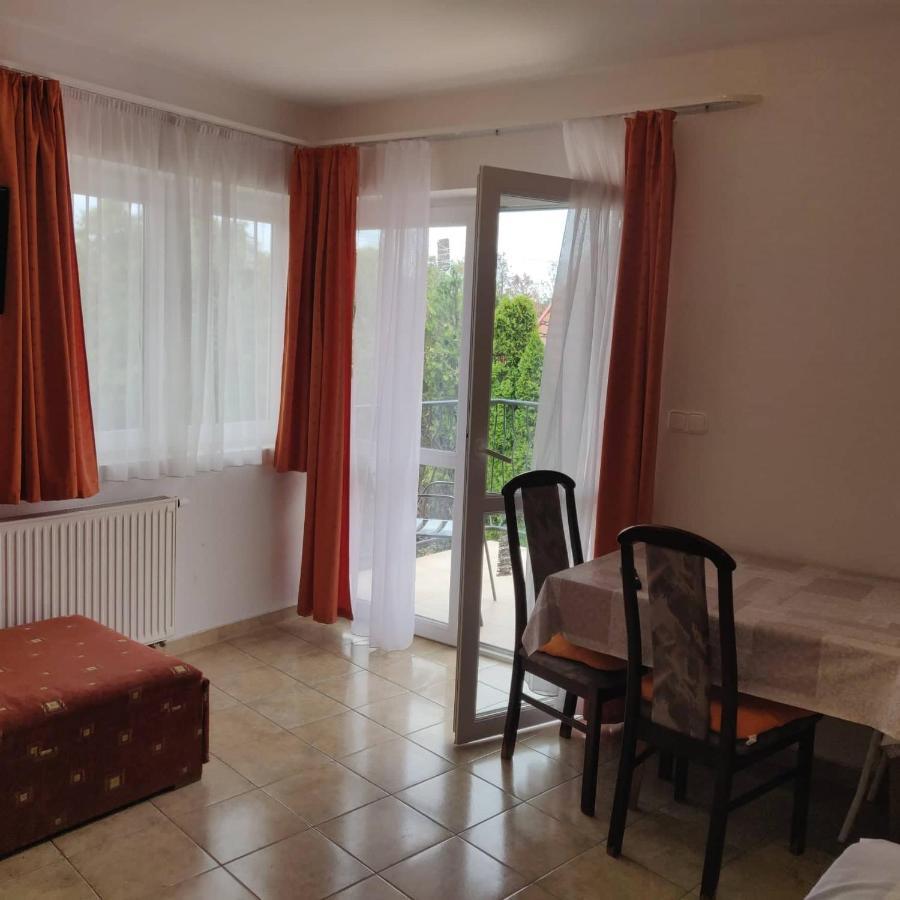 באלאטונפורד Abigel Apartmanhaz מראה חיצוני תמונה